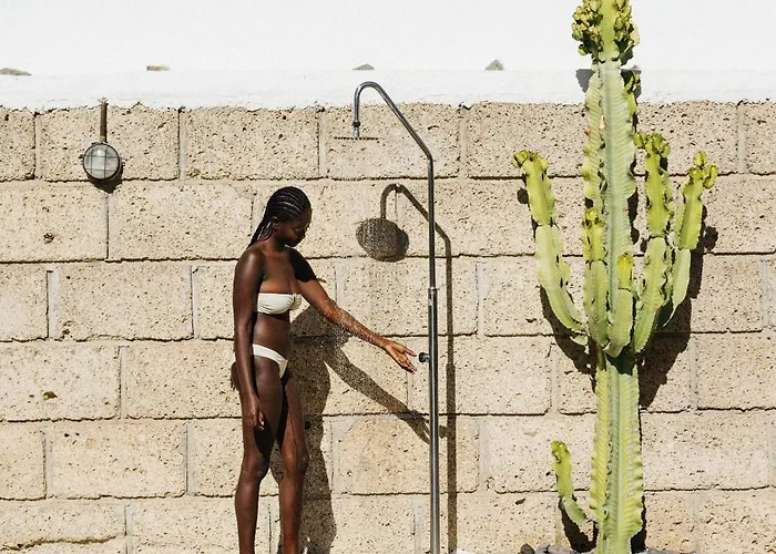 Casa Jable Roja 아데제